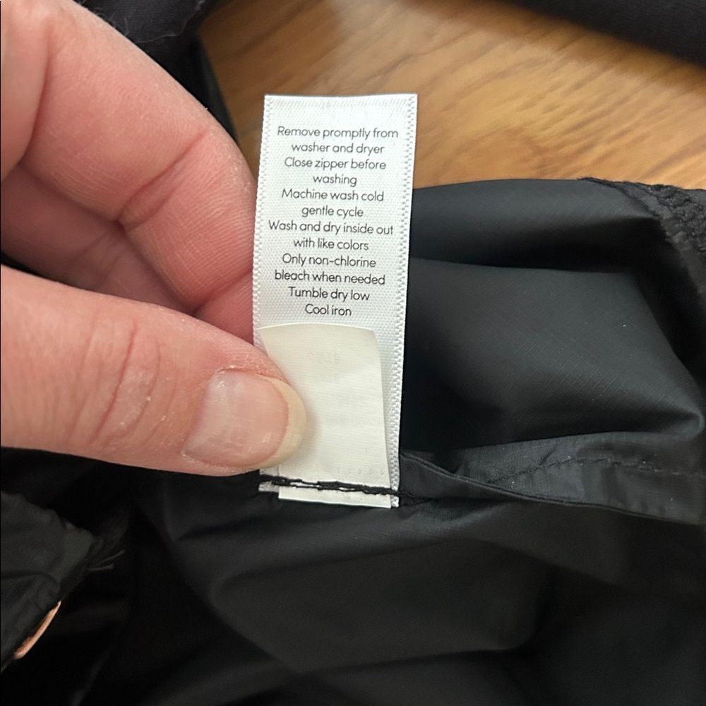 Athleta Black Windy Point Hooded Jacket Size S - Picture 7 of 13